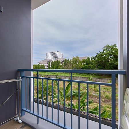 Gallery Condo . 200 M From Jomtien Beach Exterior photo