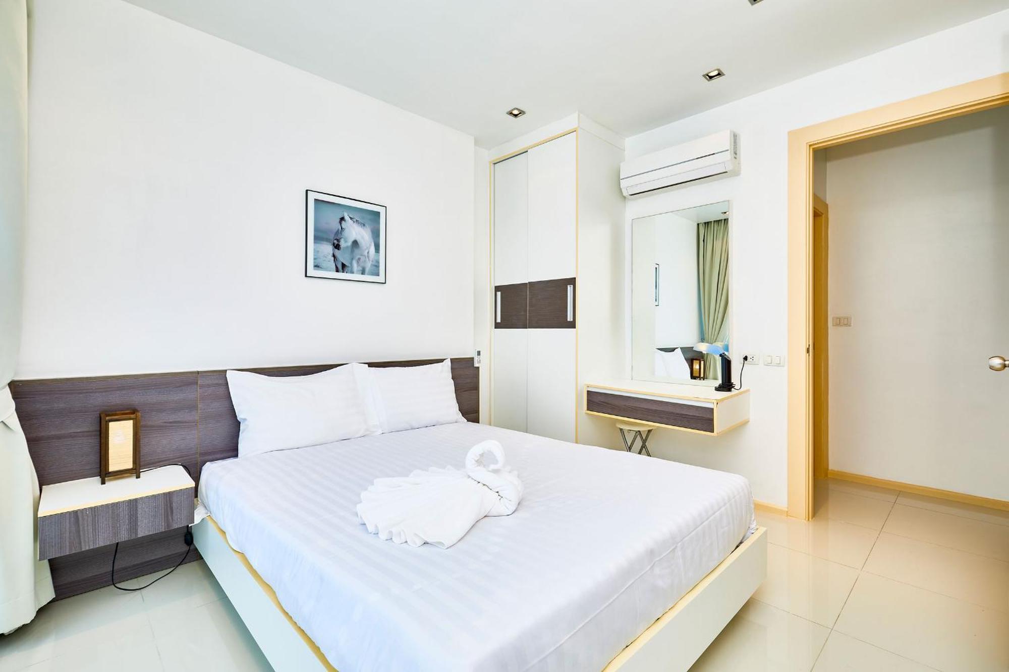 Gallery Condo . 200 M From Jomtien Beach Room photo