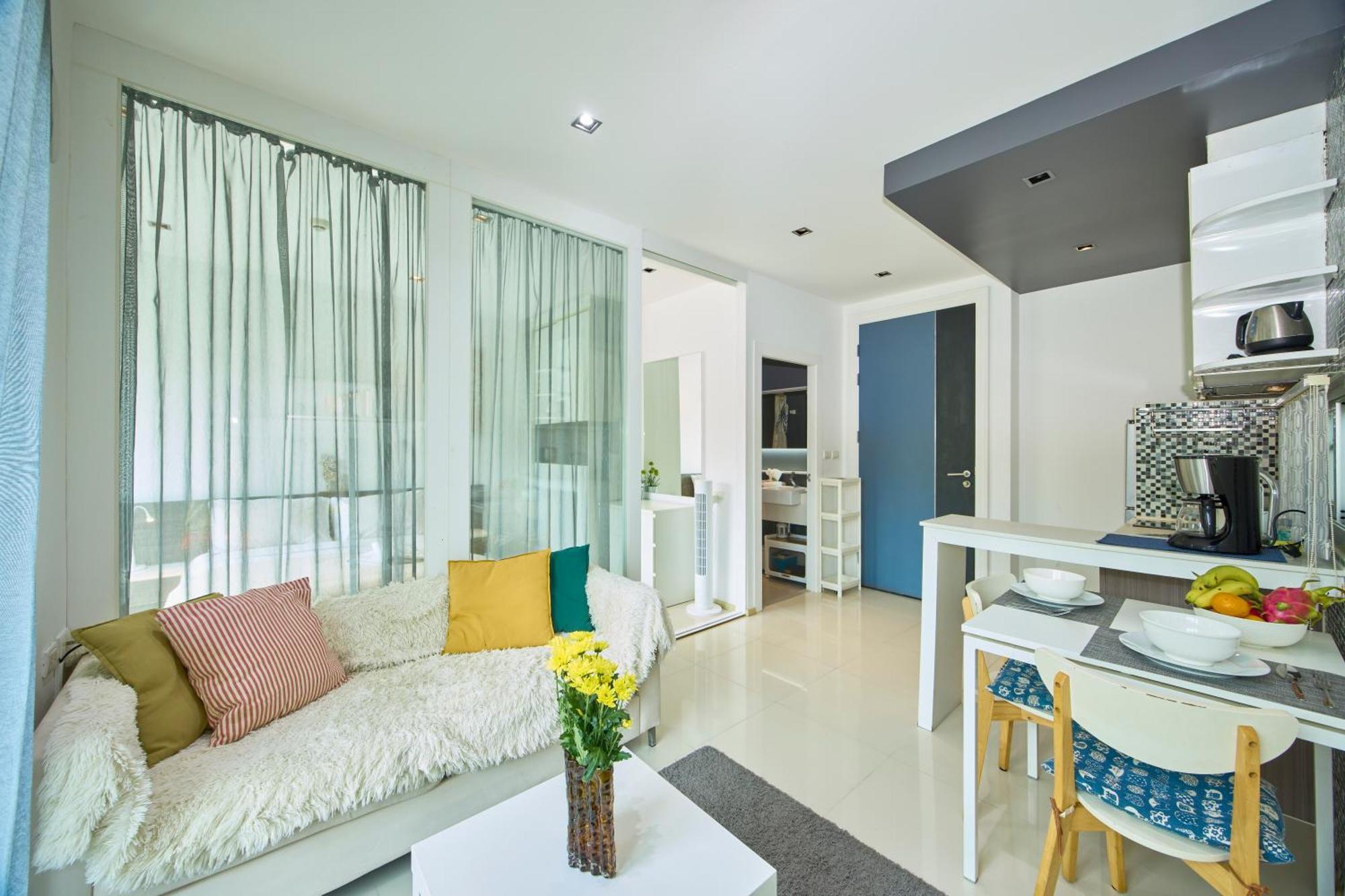 Gallery Condo . 200 M From Jomtien Beach Exterior photo