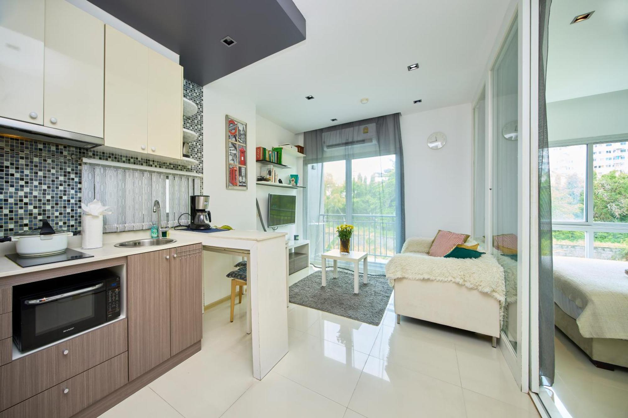 Gallery Condo . 200 M From Jomtien Beach Exterior photo